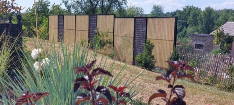 cloture decorative mix bois metal gravillon kapamex sonomuro ambiance vegetale 3 3
