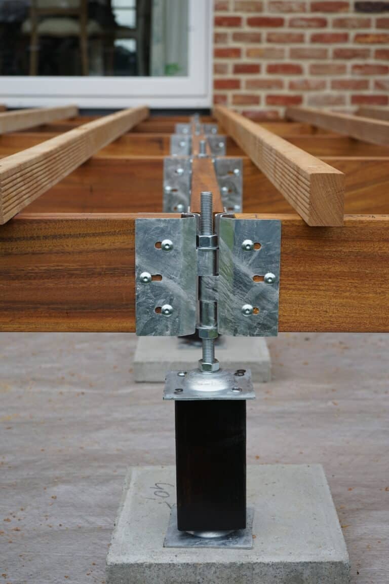 connecteur structure terrasse bois